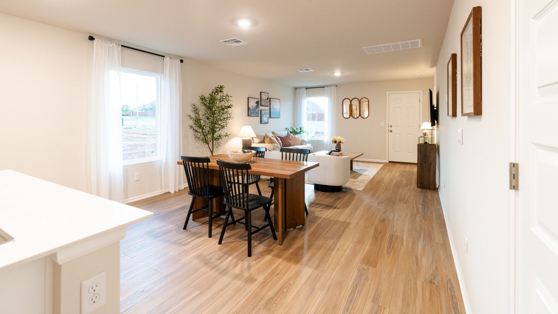 Exterior:Elevation Image 11.