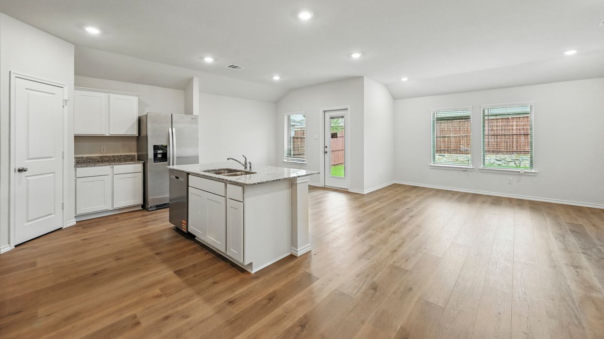 Exterior:Elevation Image 1.