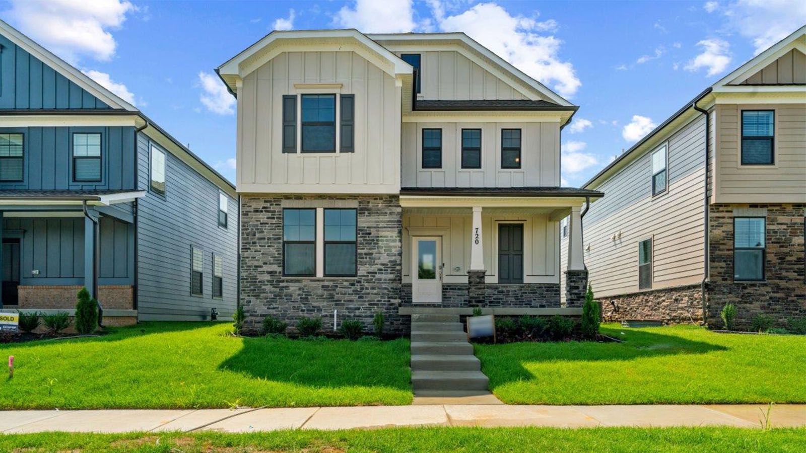 Exterior:Elevation Image 0.