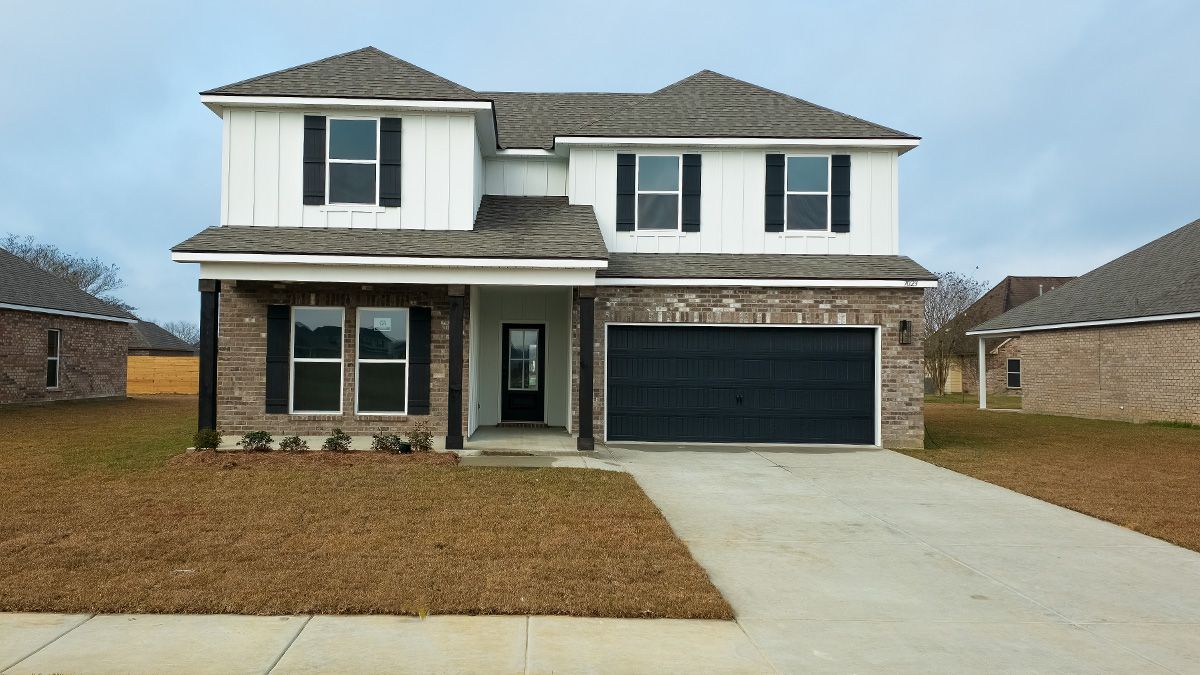 Exterior:Elevation Image 0.