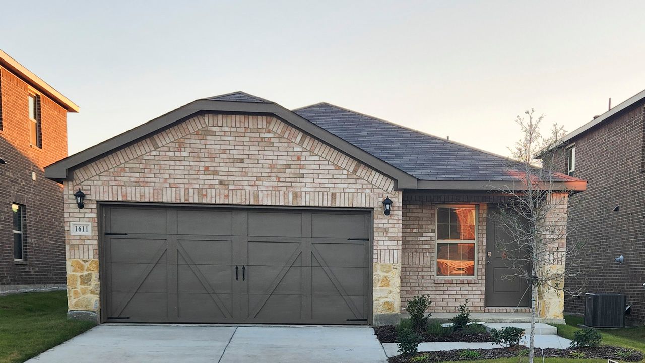 Exterior:Elevation Image 0.