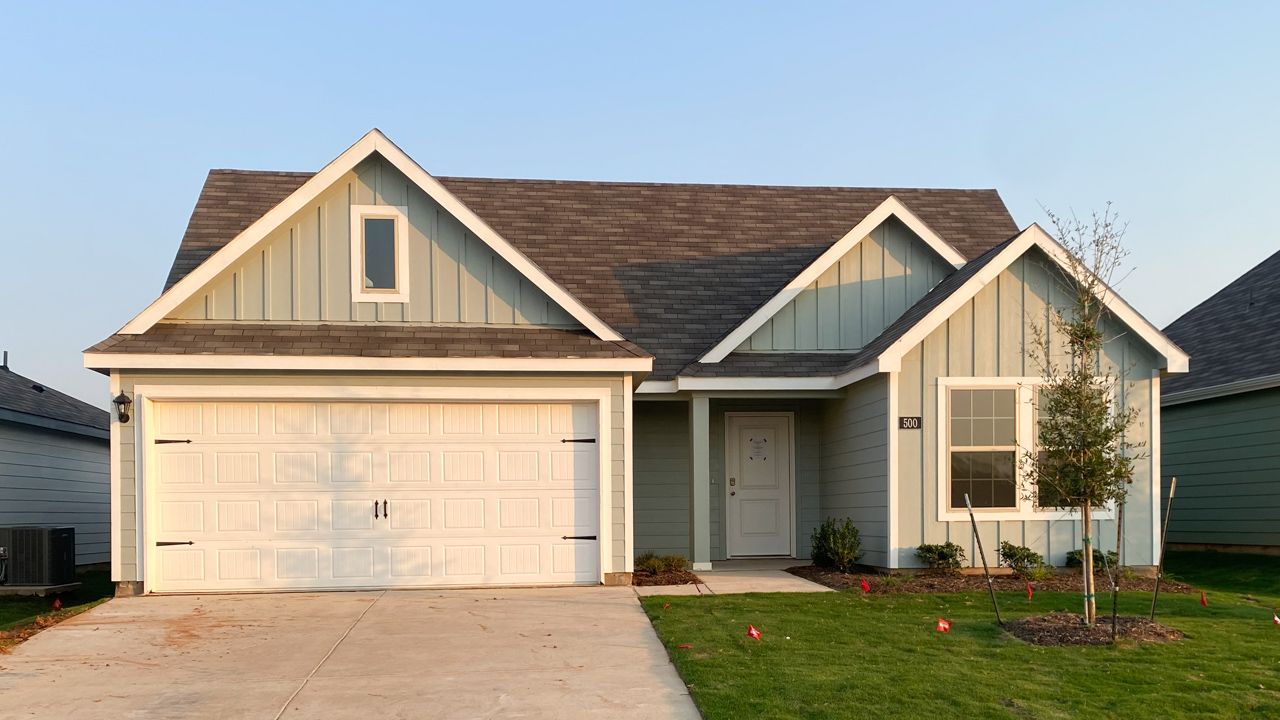 Exterior:Elevation Image 0.