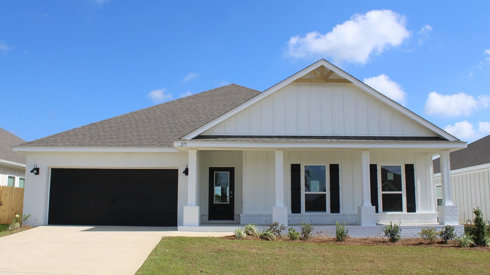 Exterior:Elevation Image 0.