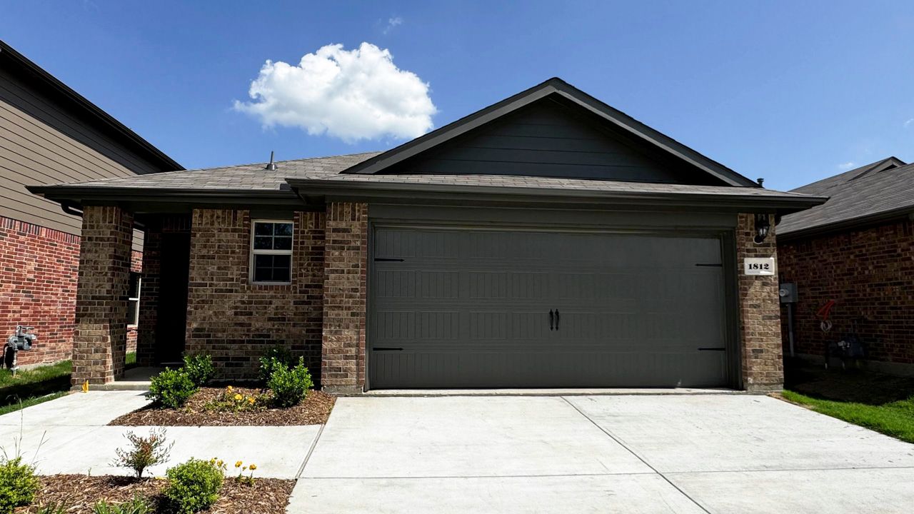 Exterior:Elevation Image 0.