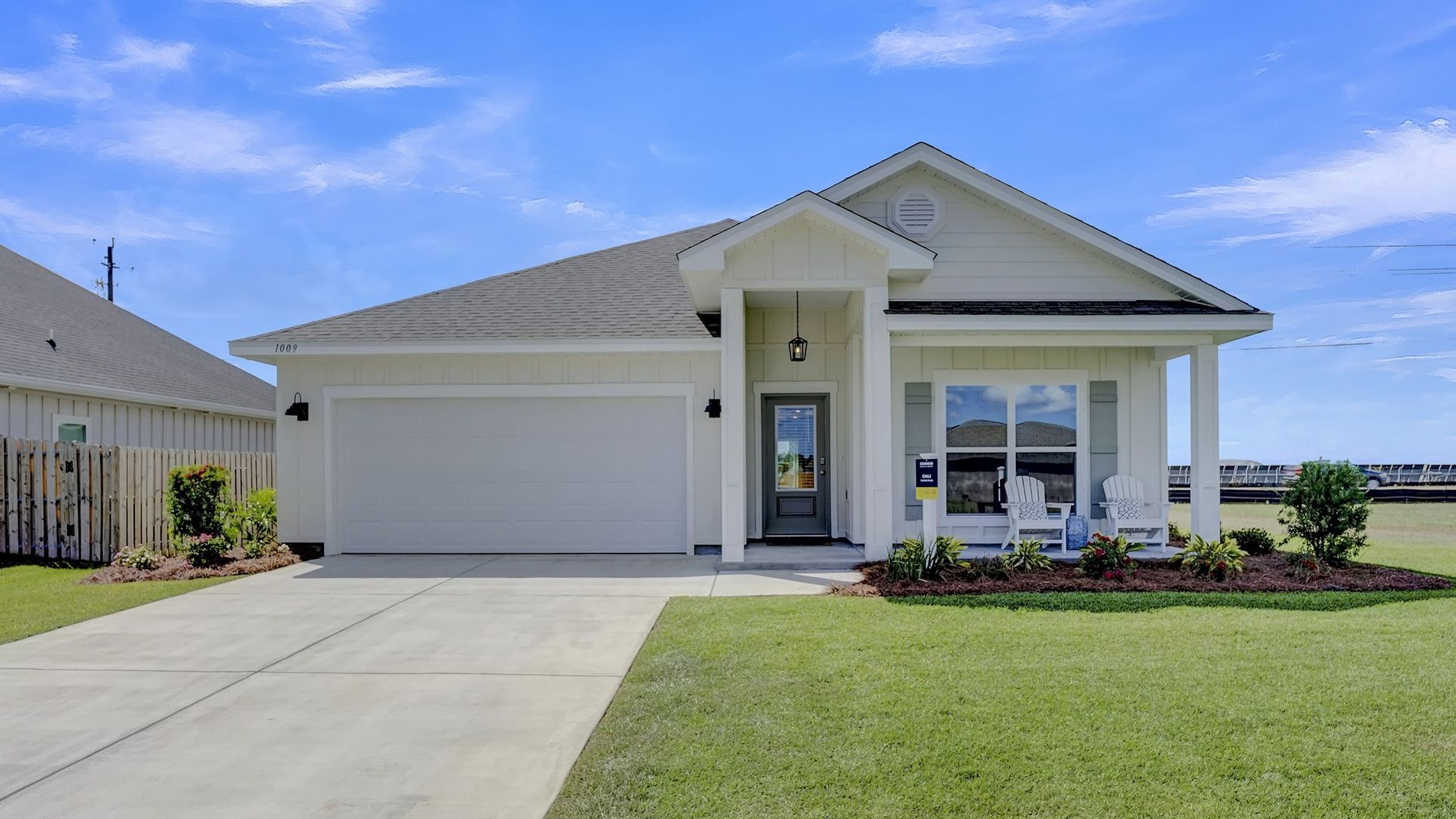 Exterior:Elevation Image 0.