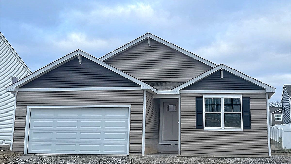 Exterior:Elevation Image 0.