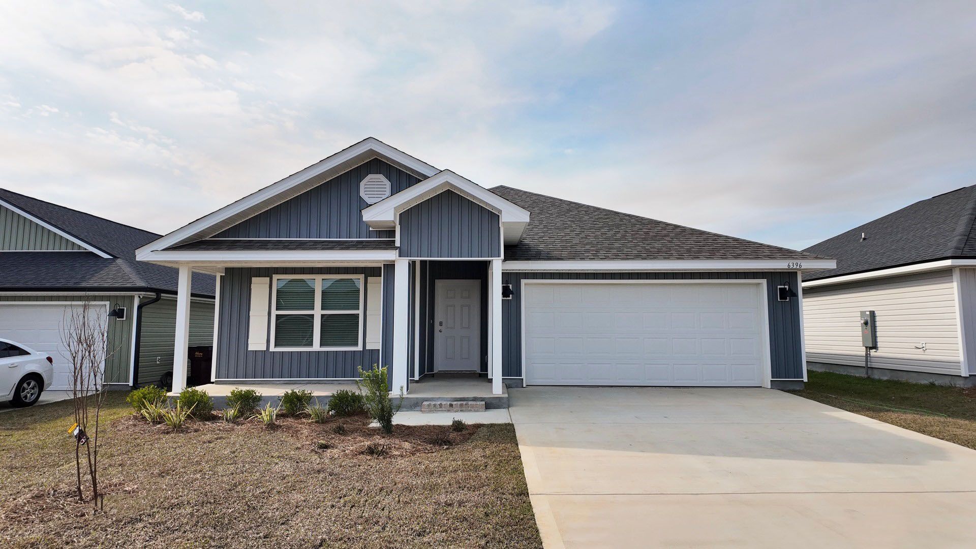 Exterior:Elevation Image 0.