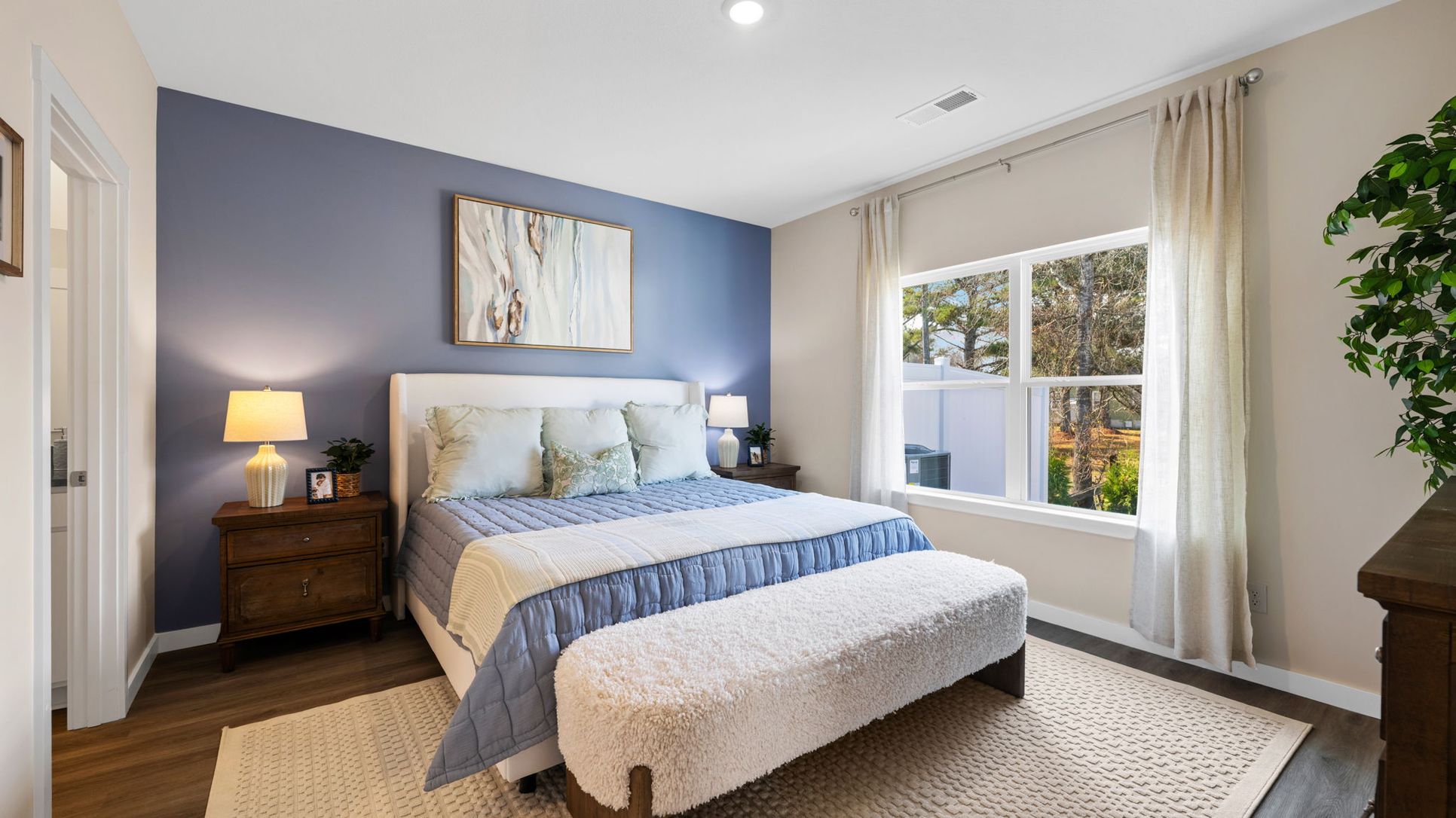 Exterior:Elevation Image 1.