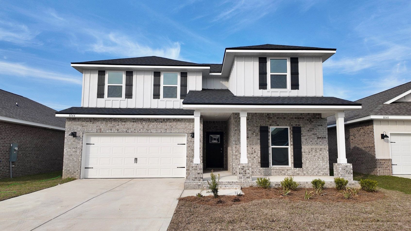 Exterior:Elevation Image 0.