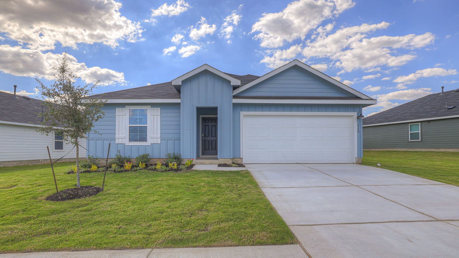 Exterior:Elevation Image 0.