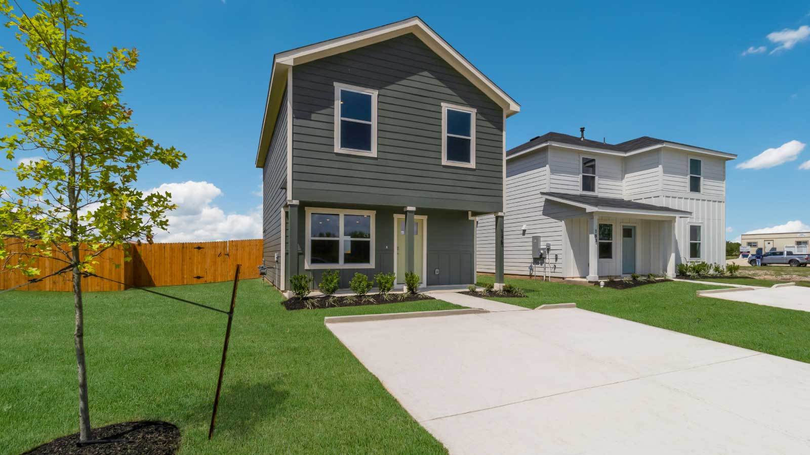 Exterior:Elevation Image 0.