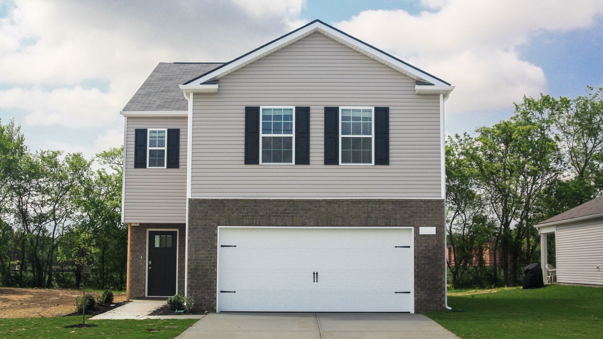 Exterior:Elevation Image 0.