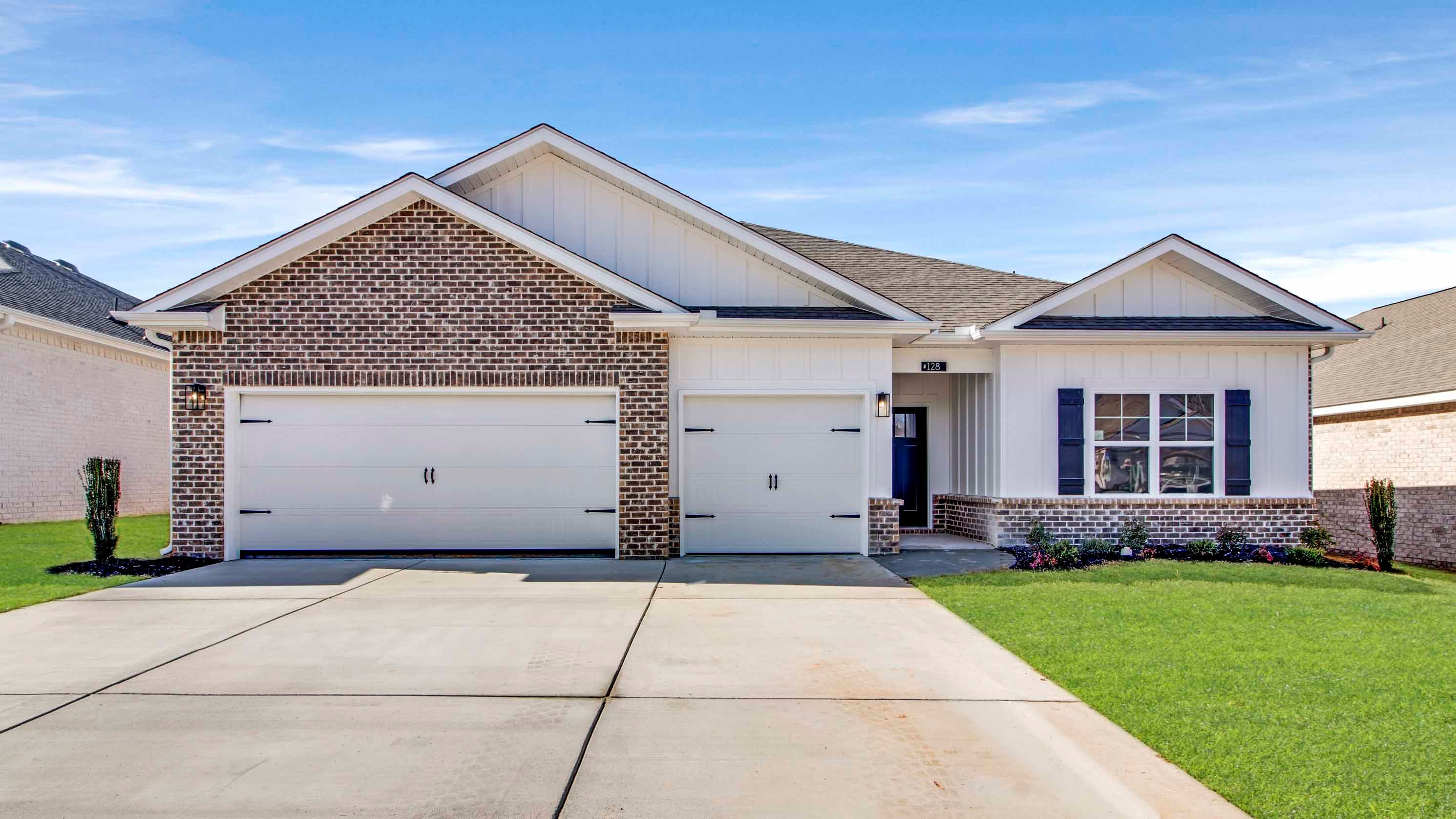 Exterior:Elevation Image 0.