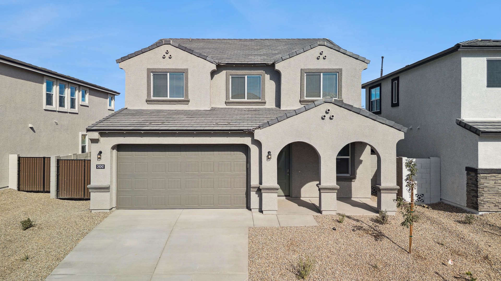 Exterior:Elevation Image 0.