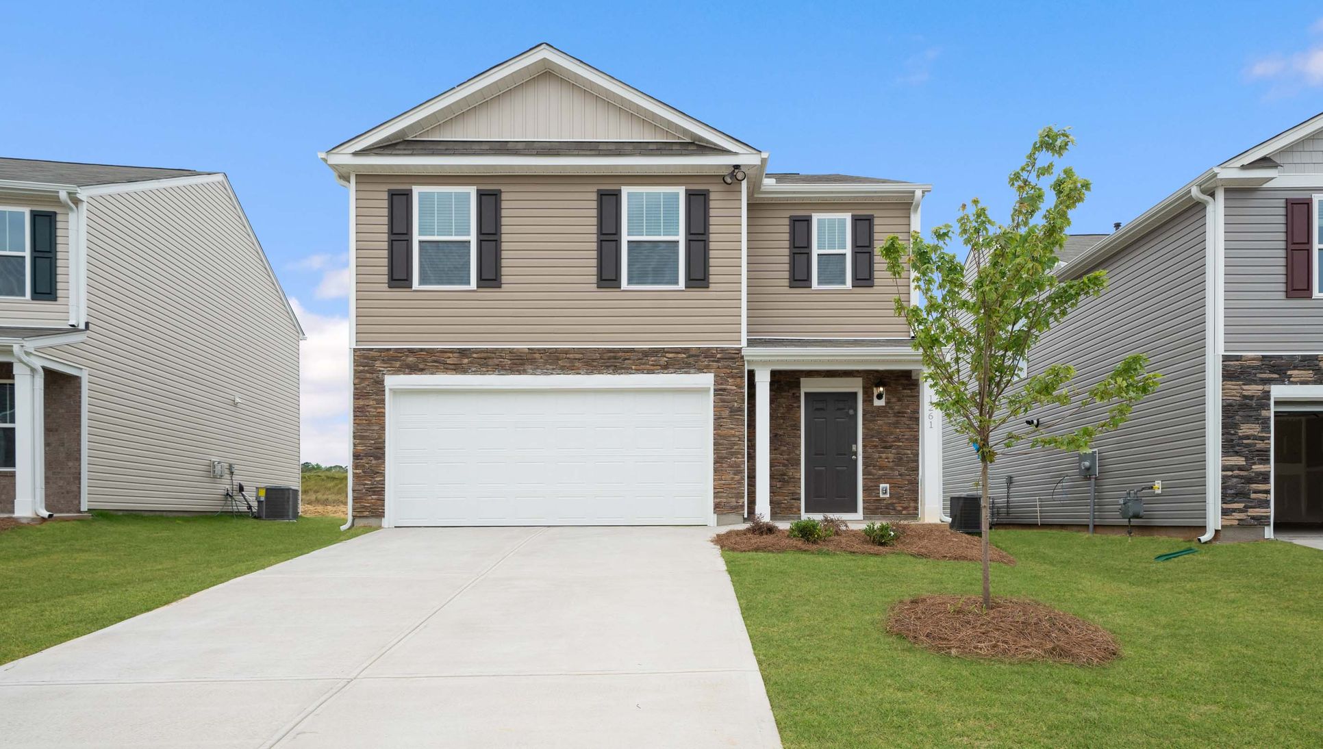 Exterior:Elevation Image 0.