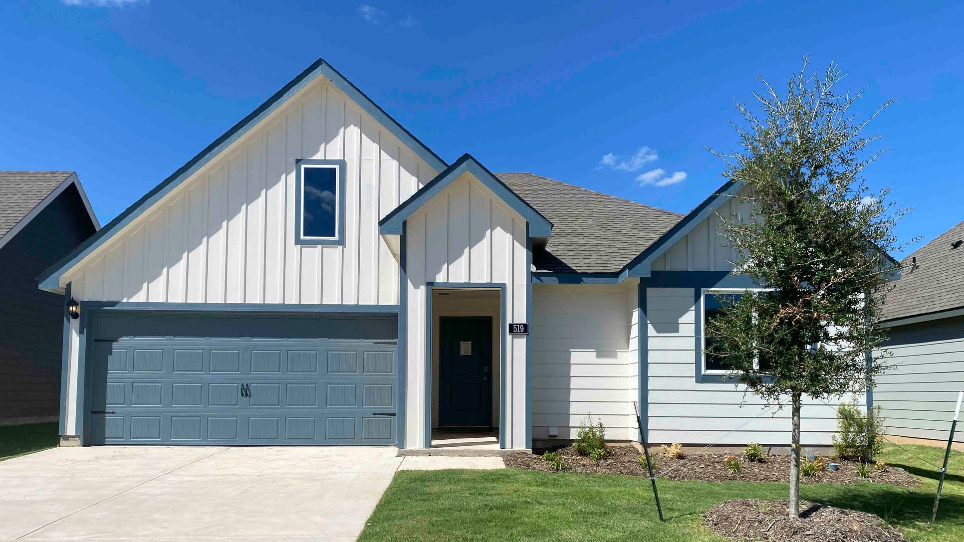 Exterior:Elevation Image 0.