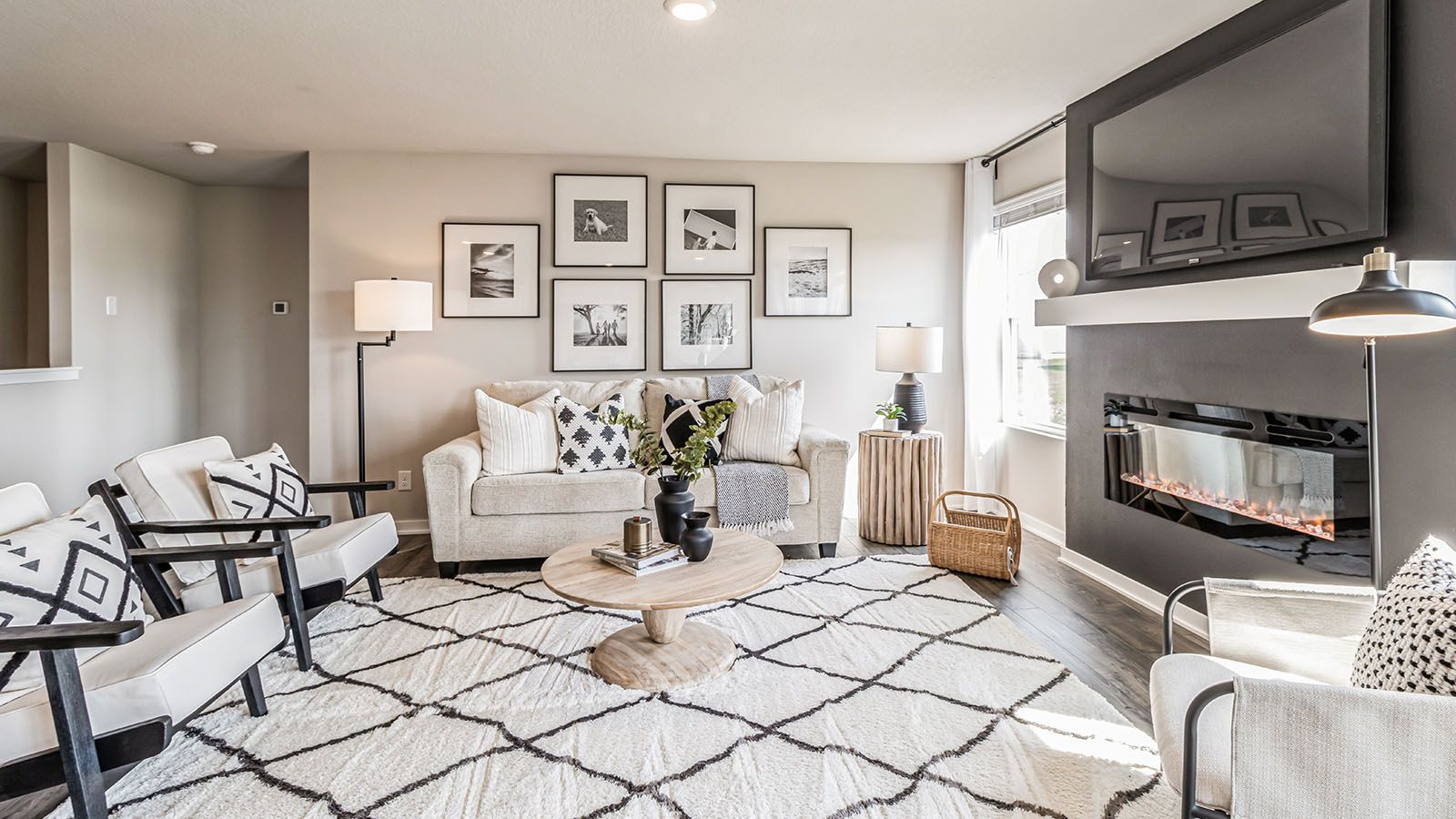 Elevation 17:Plan Elevation.