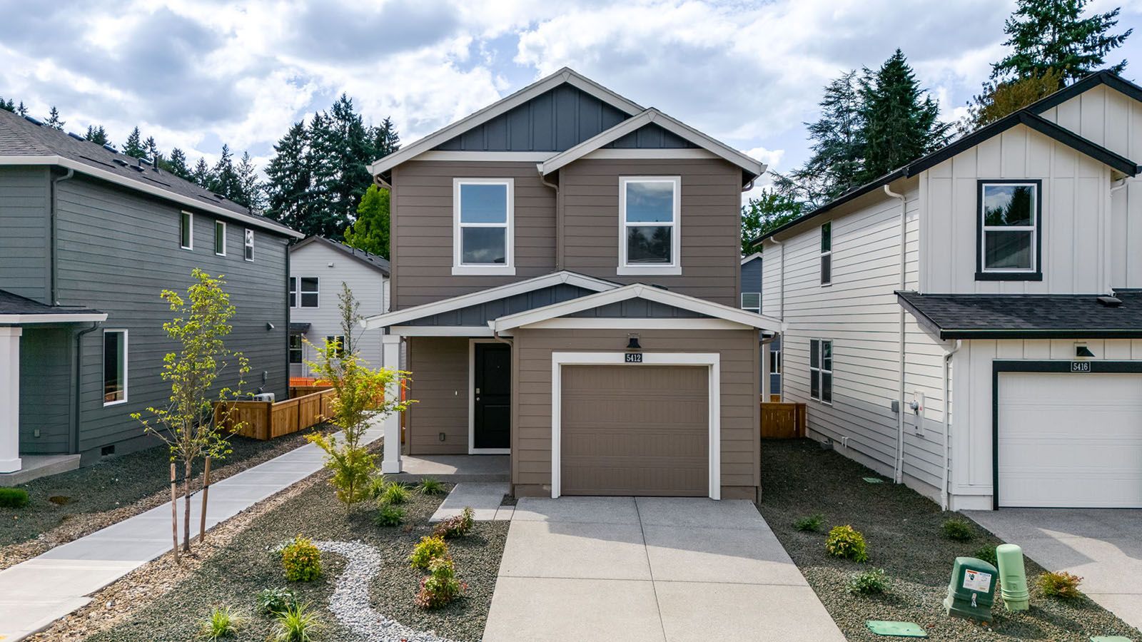 Exterior:Elevation Image 0.