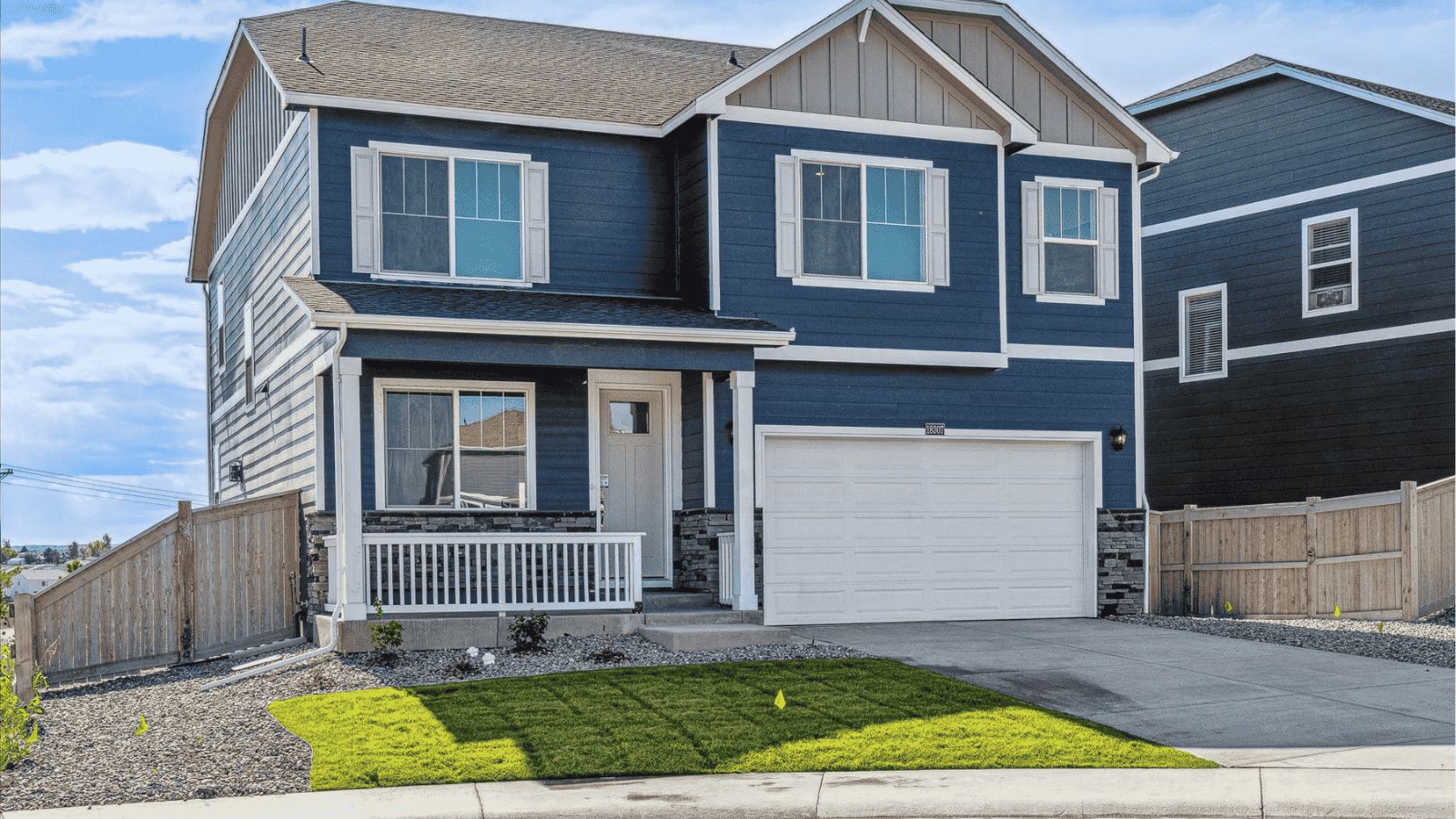 Exterior:Elevation Image 0.