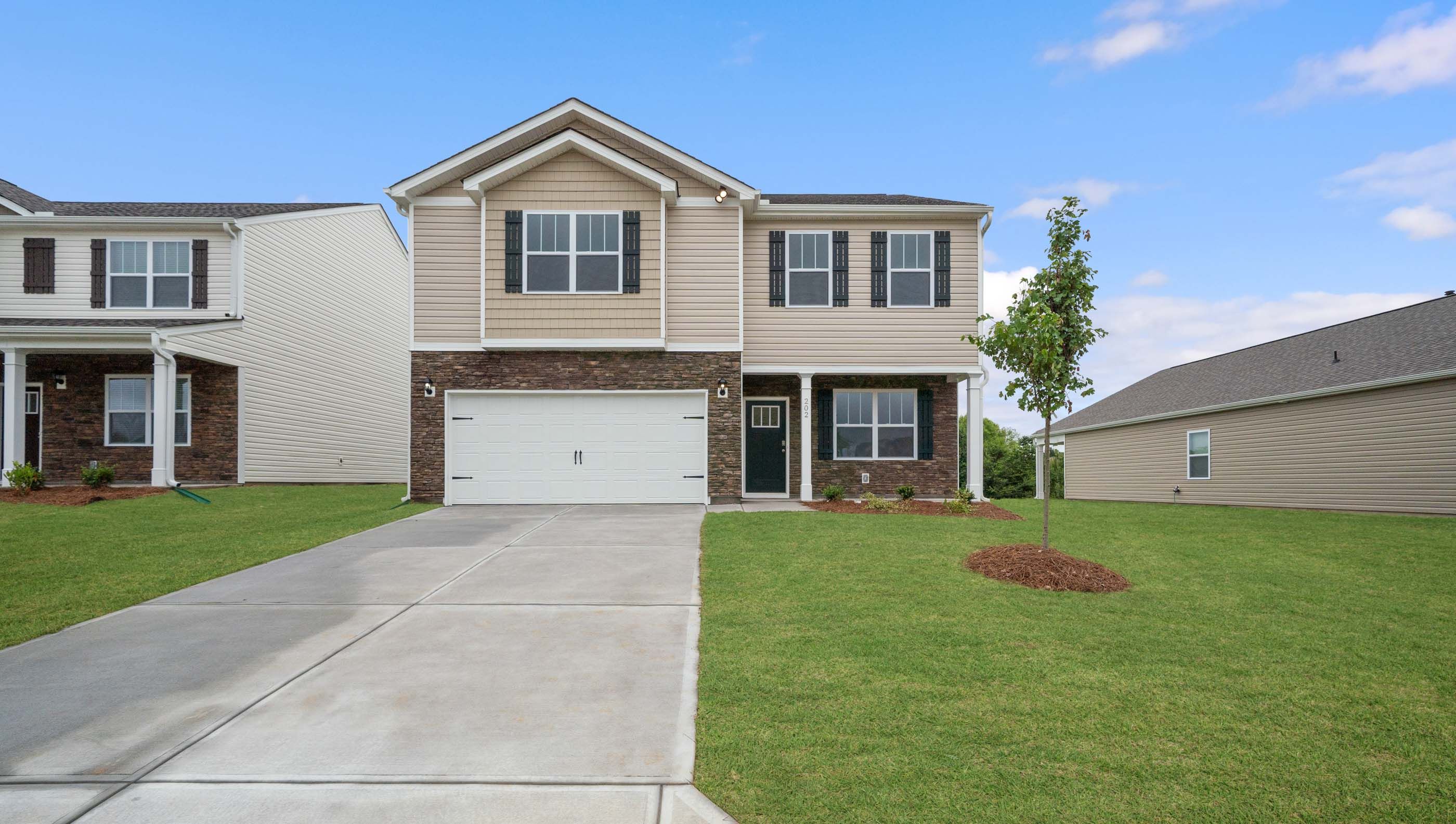 Exterior:Elevation Image 0.