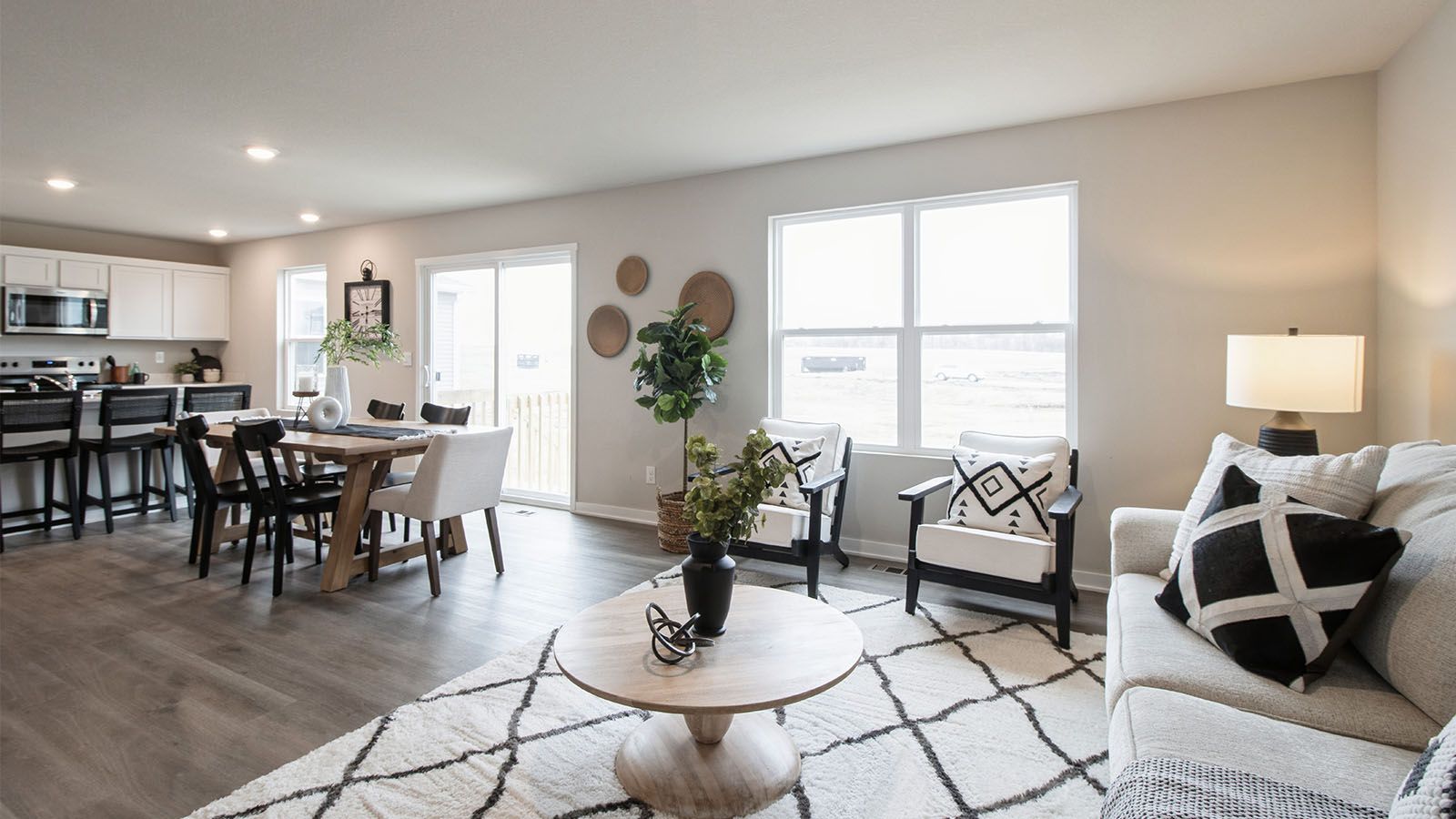 Elevation 4:Plan Elevation.