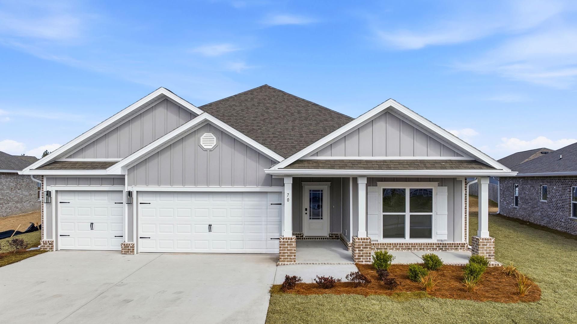 Exterior:Elevation Image 0.