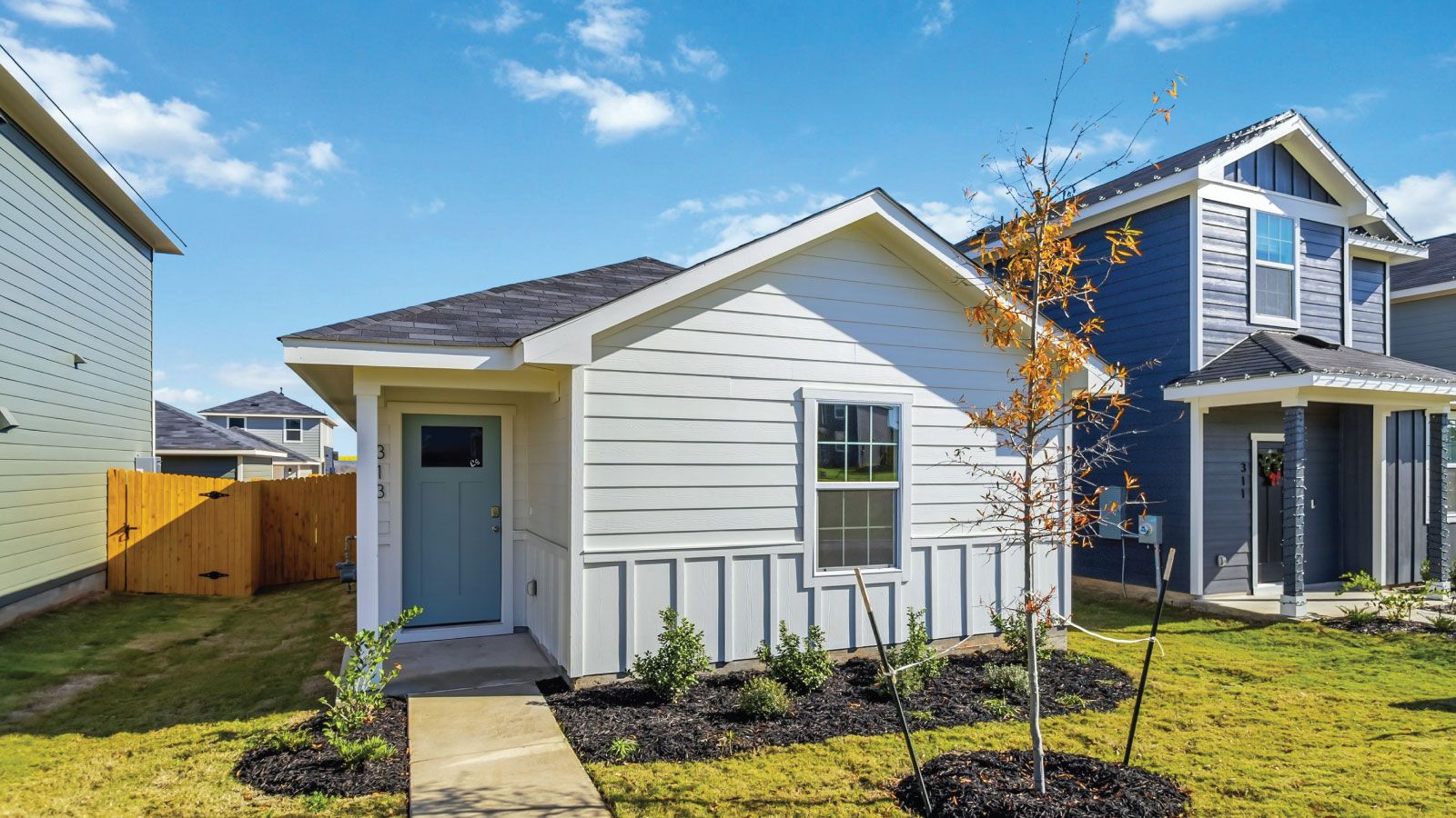 Exterior:Elevation Image 0.