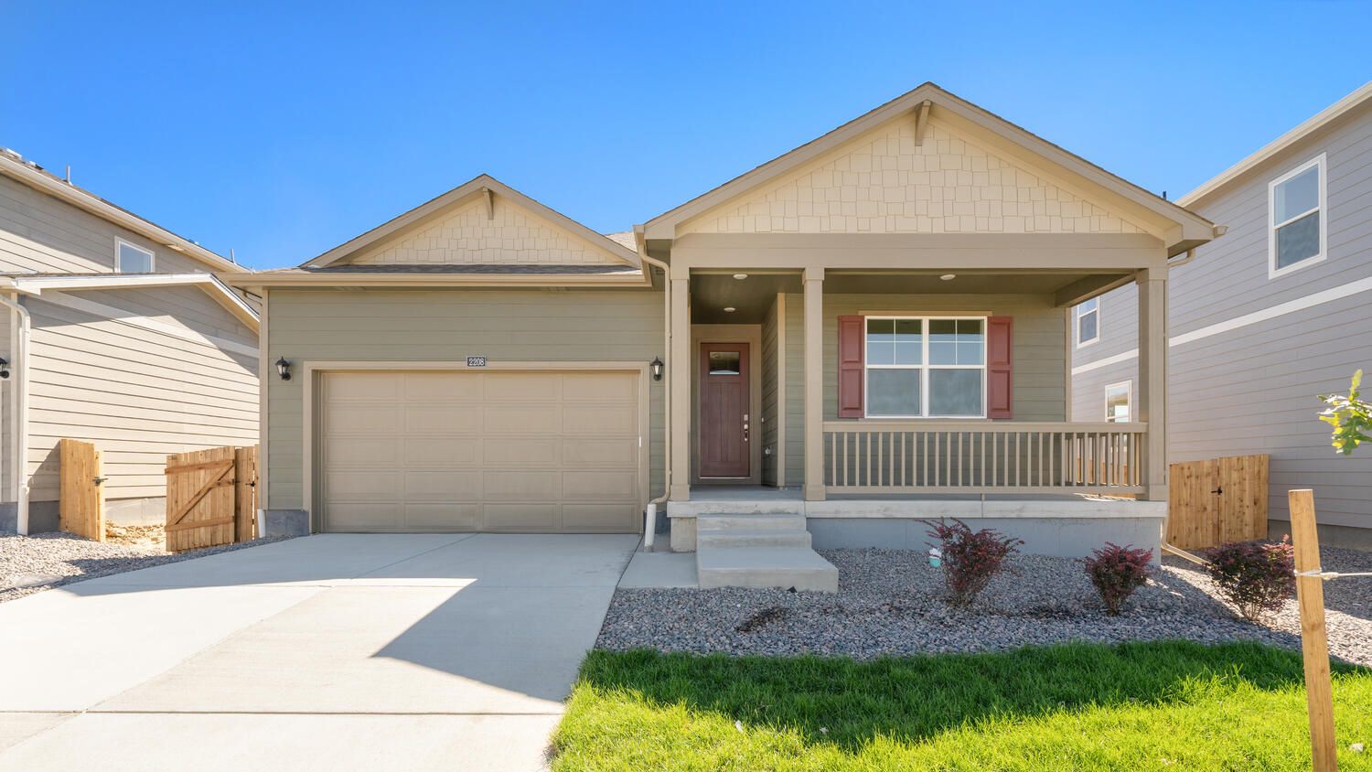 Exterior:Elevation Image 0.