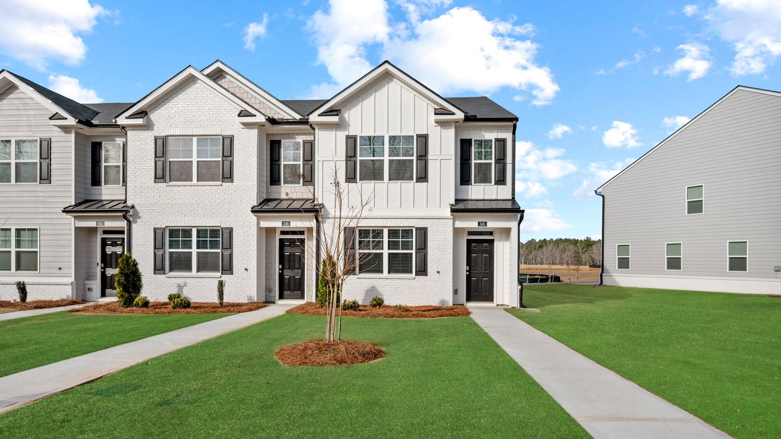 Exterior:Elevation Image 0.