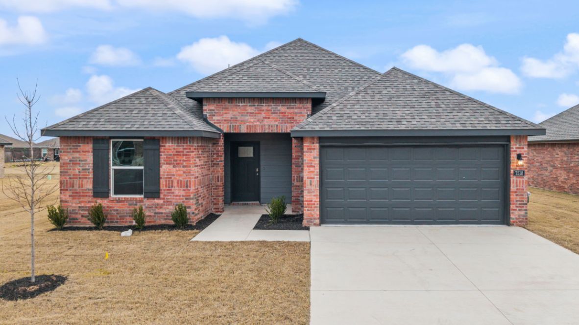 Exterior:Elevation Image 0.