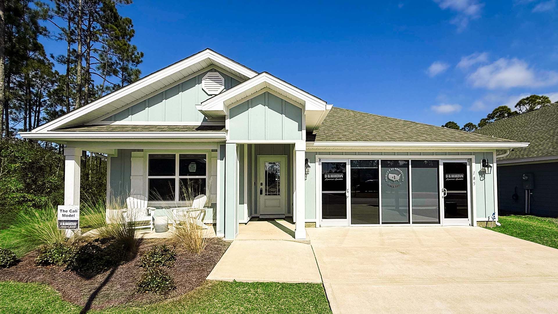 Exterior:Elevation Image 0.