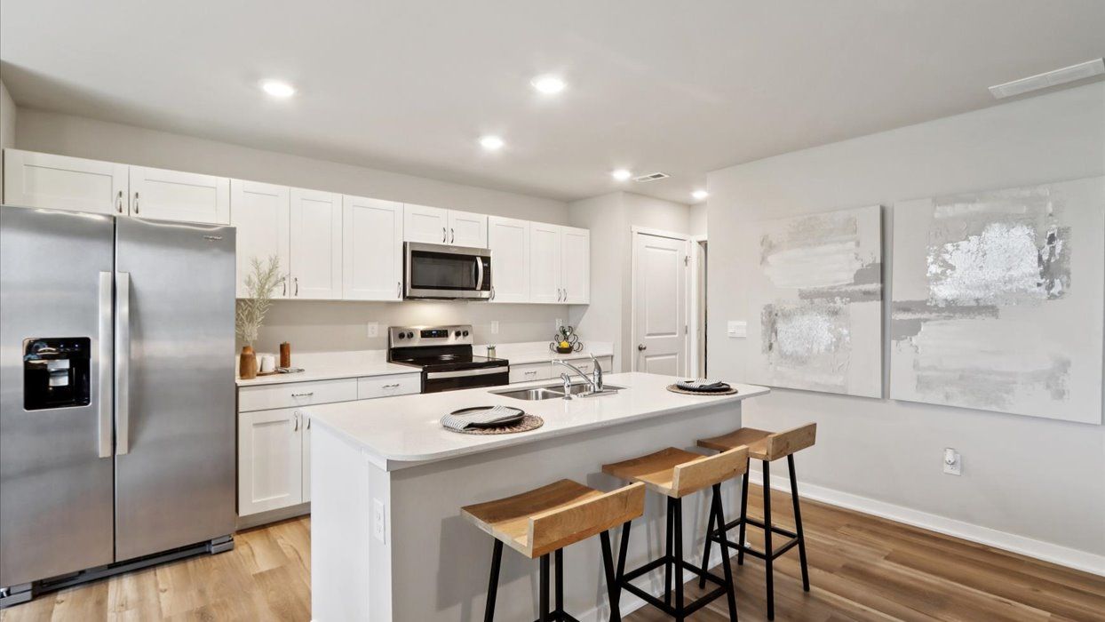 Exterior:Elevation Image 0.