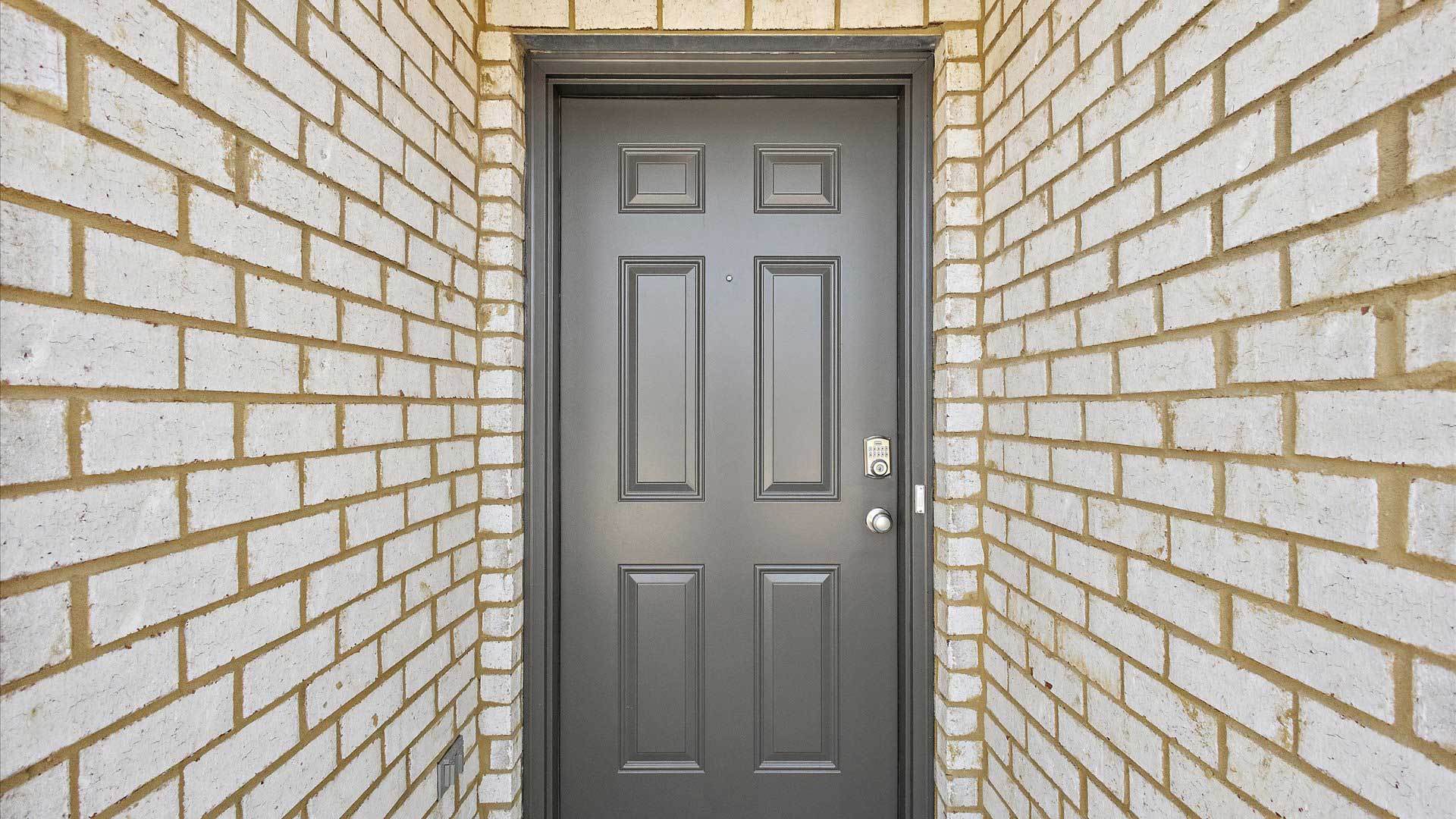 Exterior:Elevation Image 3.