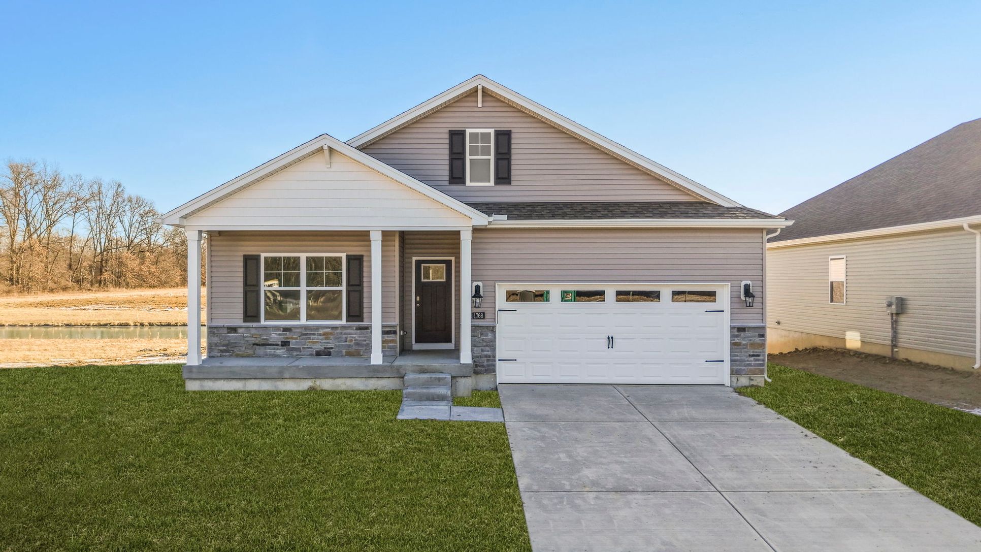 Exterior:Elevation Image 0.