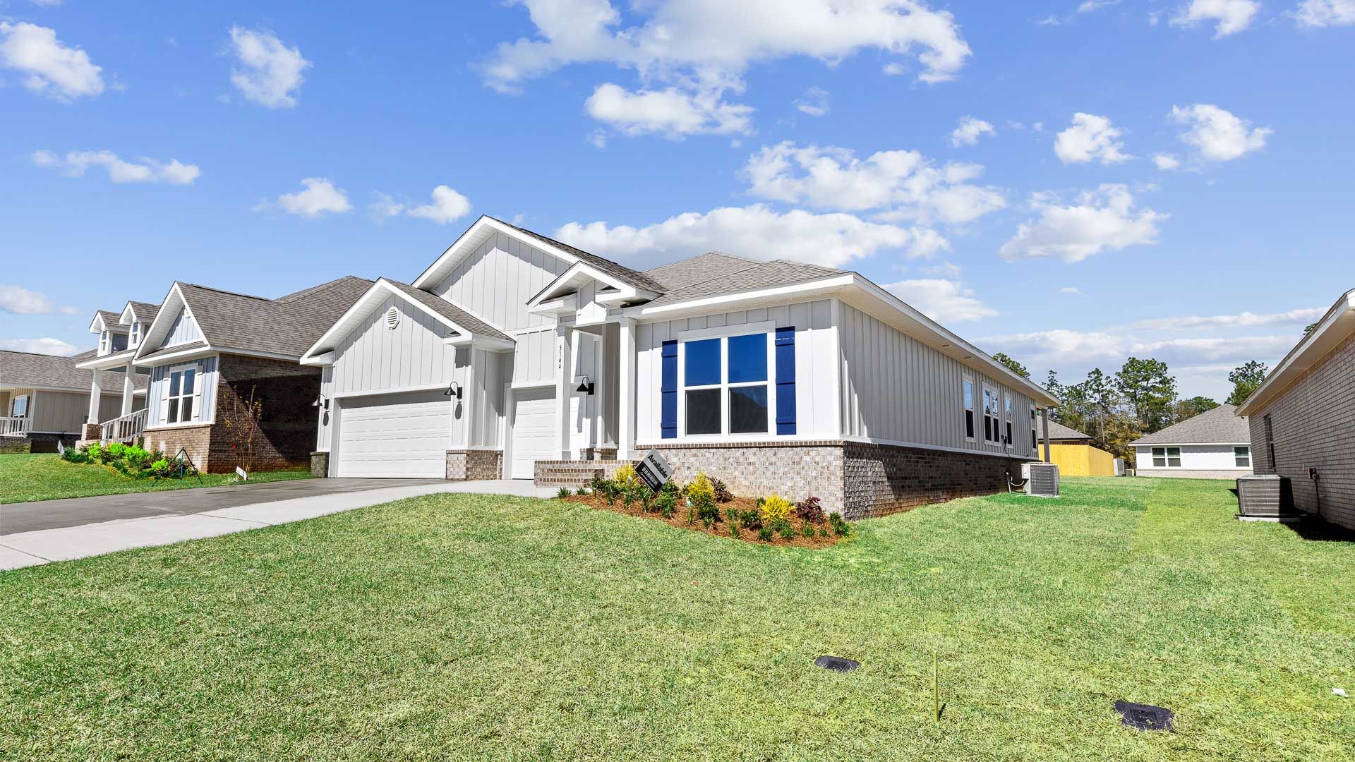 Exterior:Elevation Image 0.