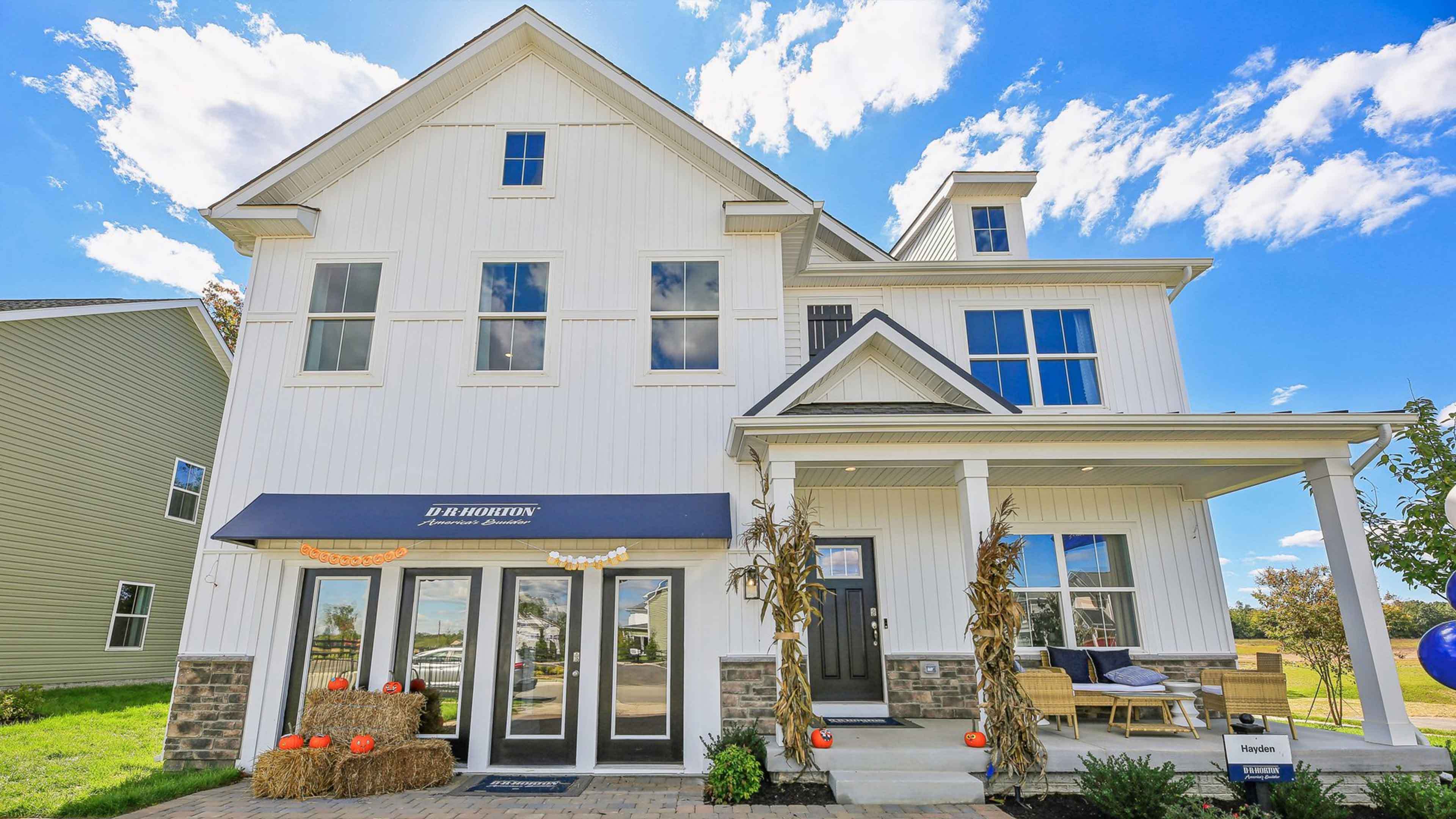 Exterior:Elevation Image 0.