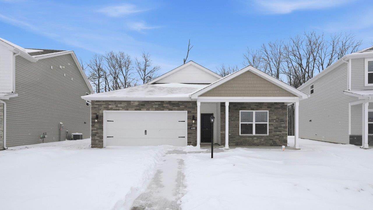 Exterior:Elevation Image 0.