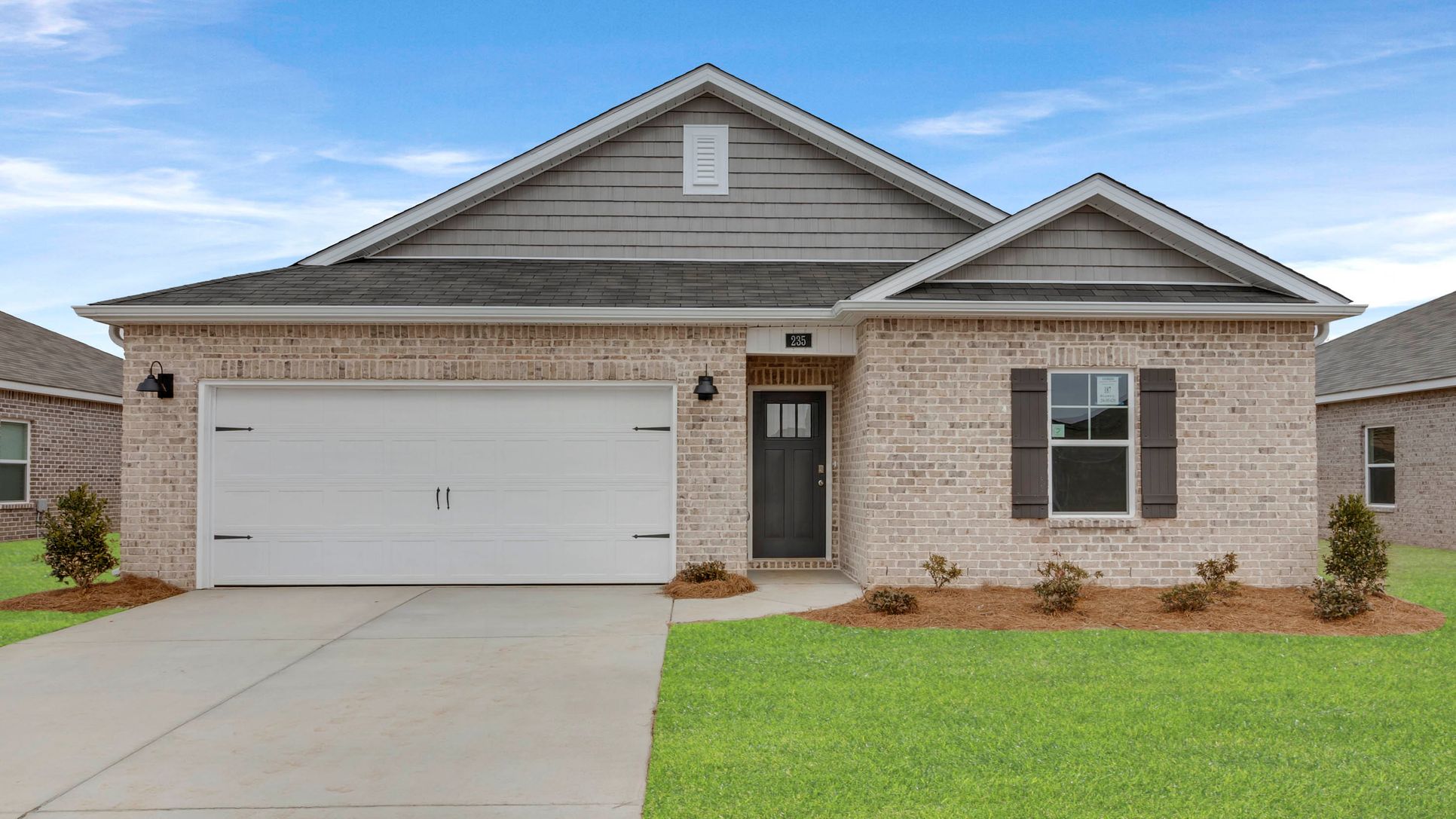 Exterior:Elevation Image 0.