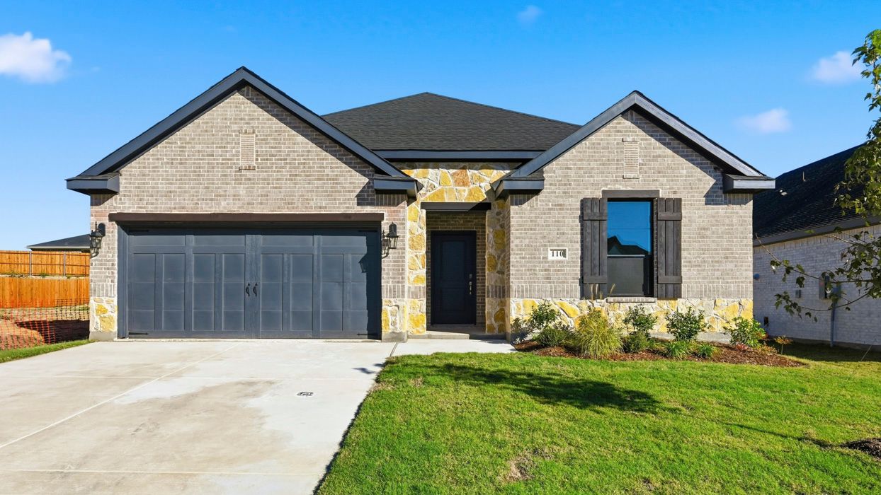 Exterior:Elevation Image 0.