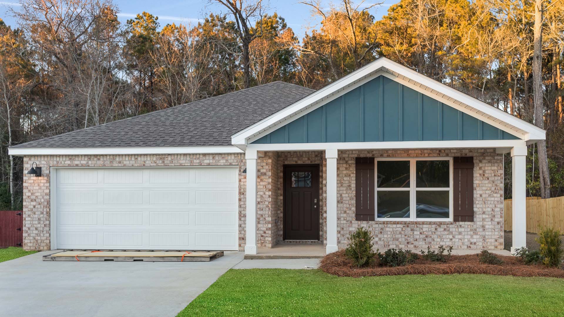 Exterior:Elevation Image 0.