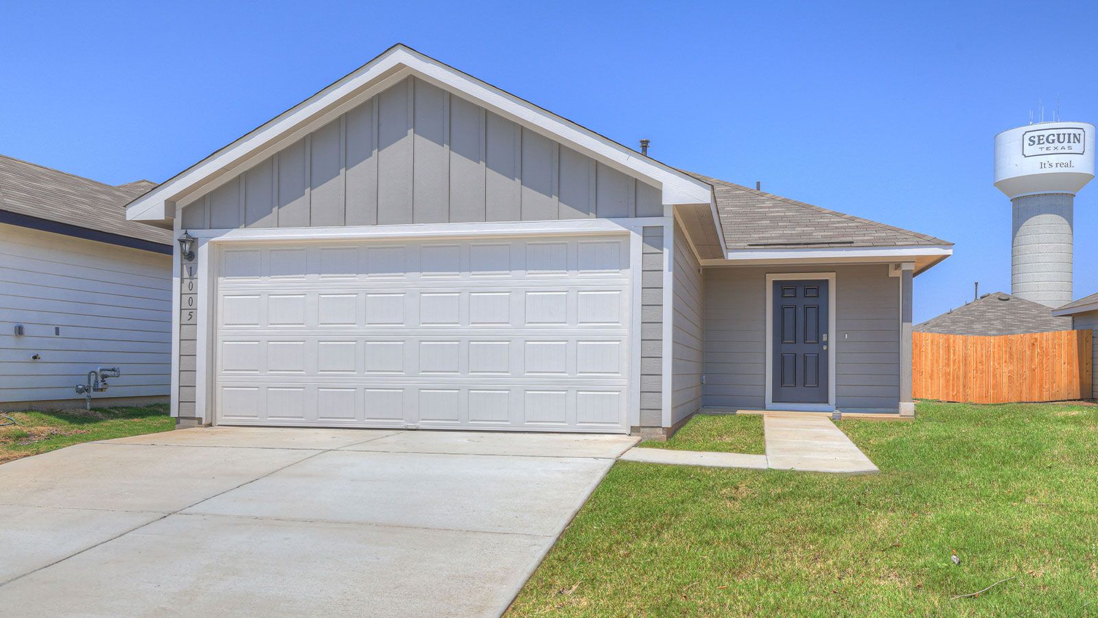 Exterior:Elevation Image 0.