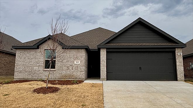 Exterior:Elevation Image 0.