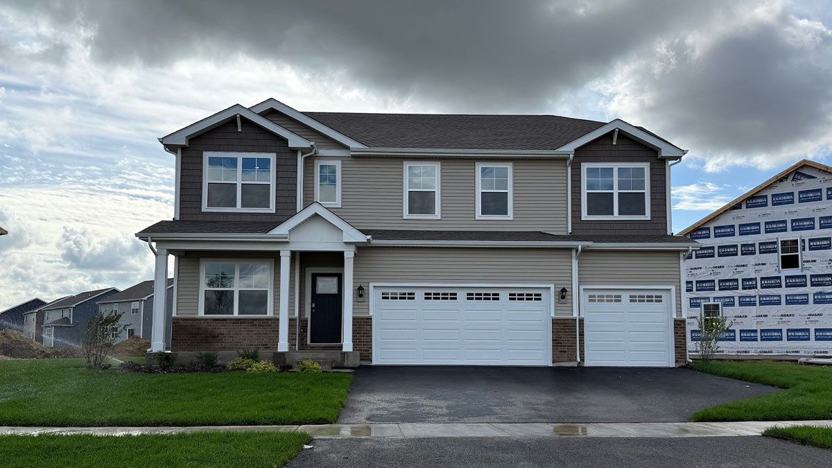 Exterior:Elevation Image 0.