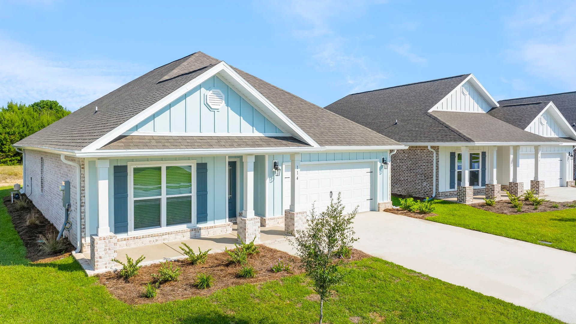 Exterior:Elevation Image 0.