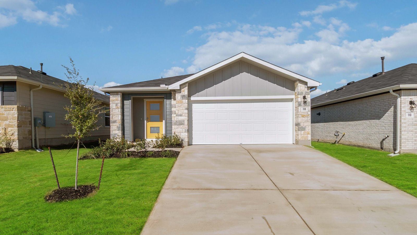 Exterior:Elevation Image 0.