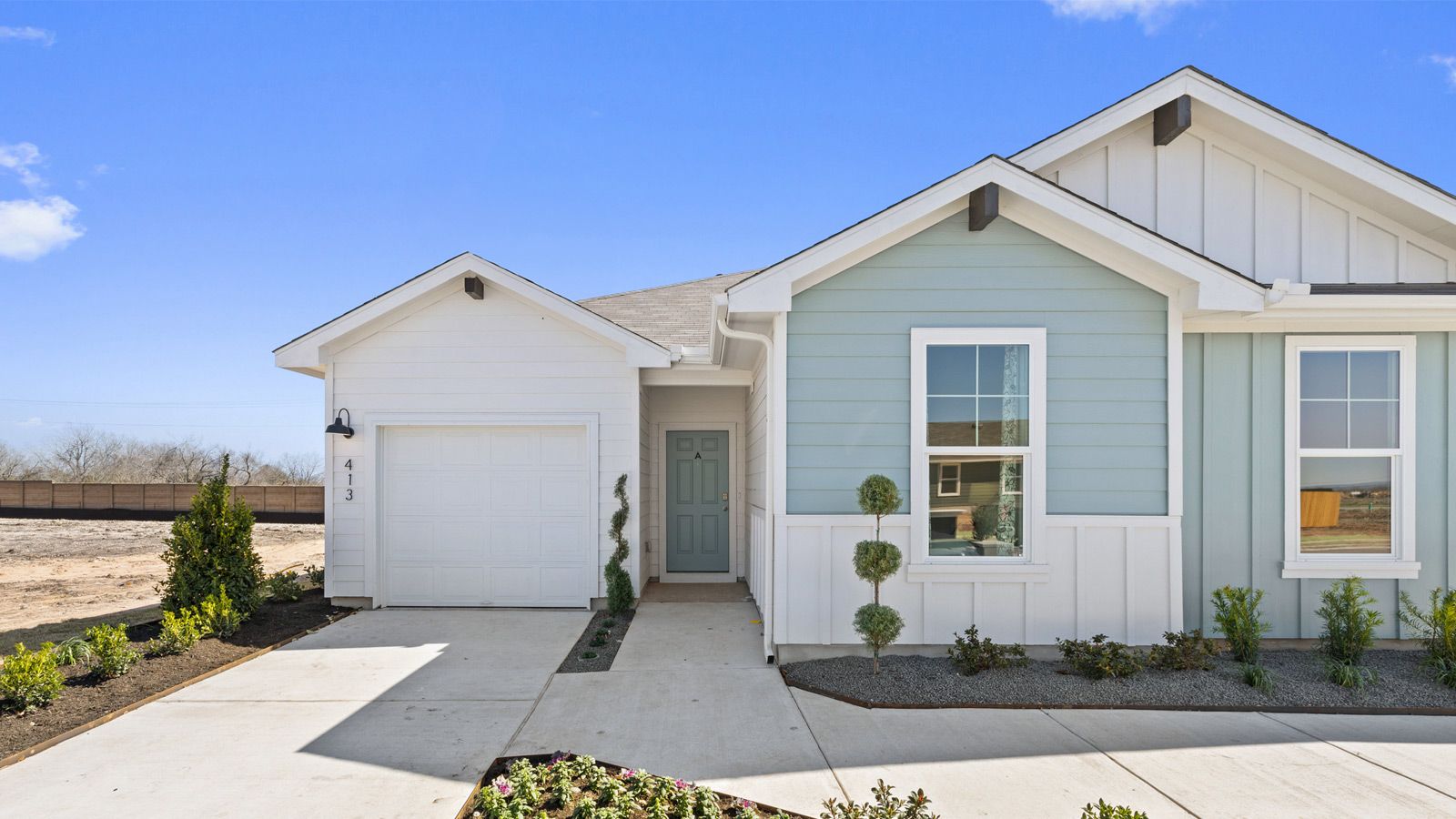 Exterior:Elevation Image 0.