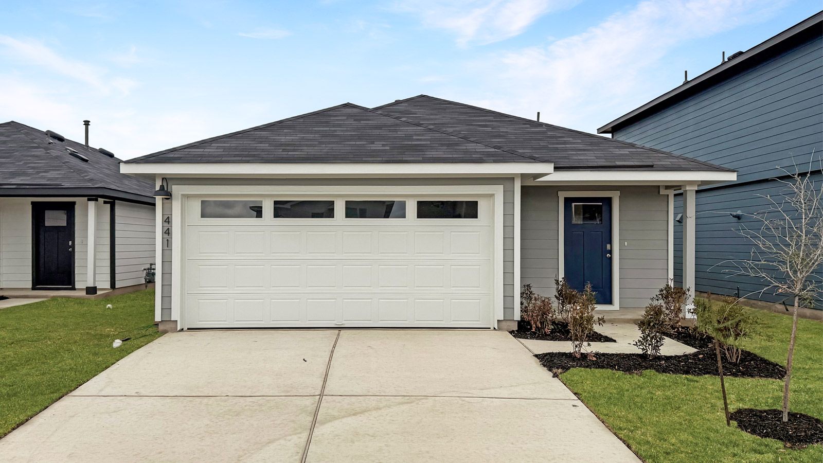 Exterior:Elevation Image 0.