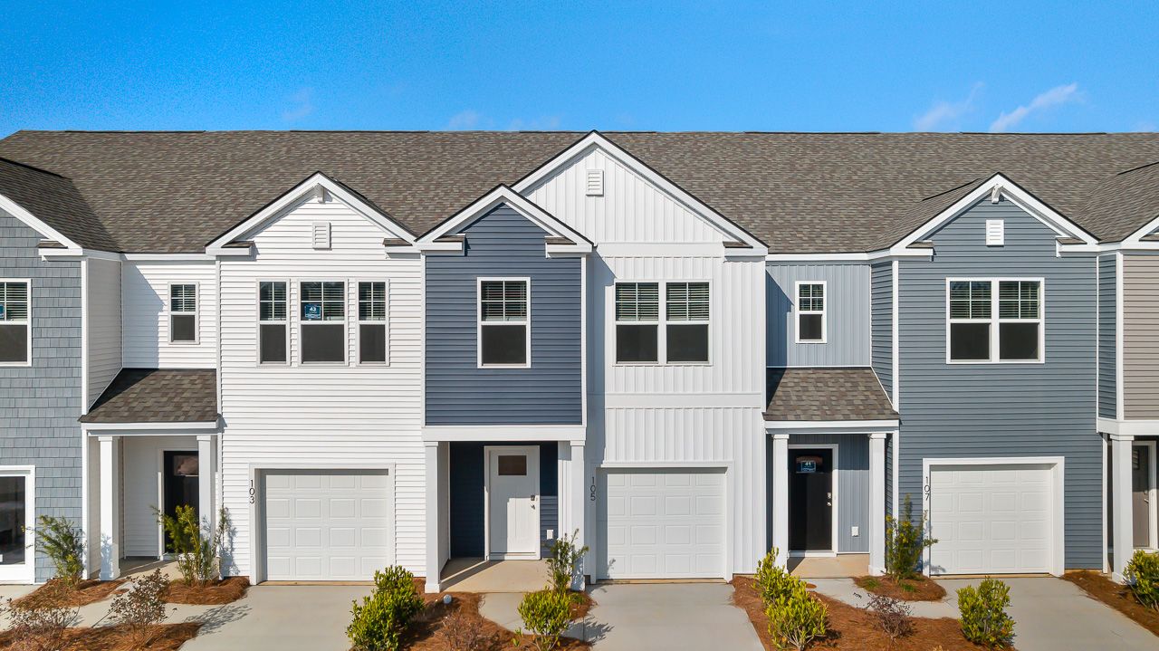 Exterior:Elevation Image 0.