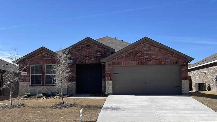 Exterior:Elevation Image 0.