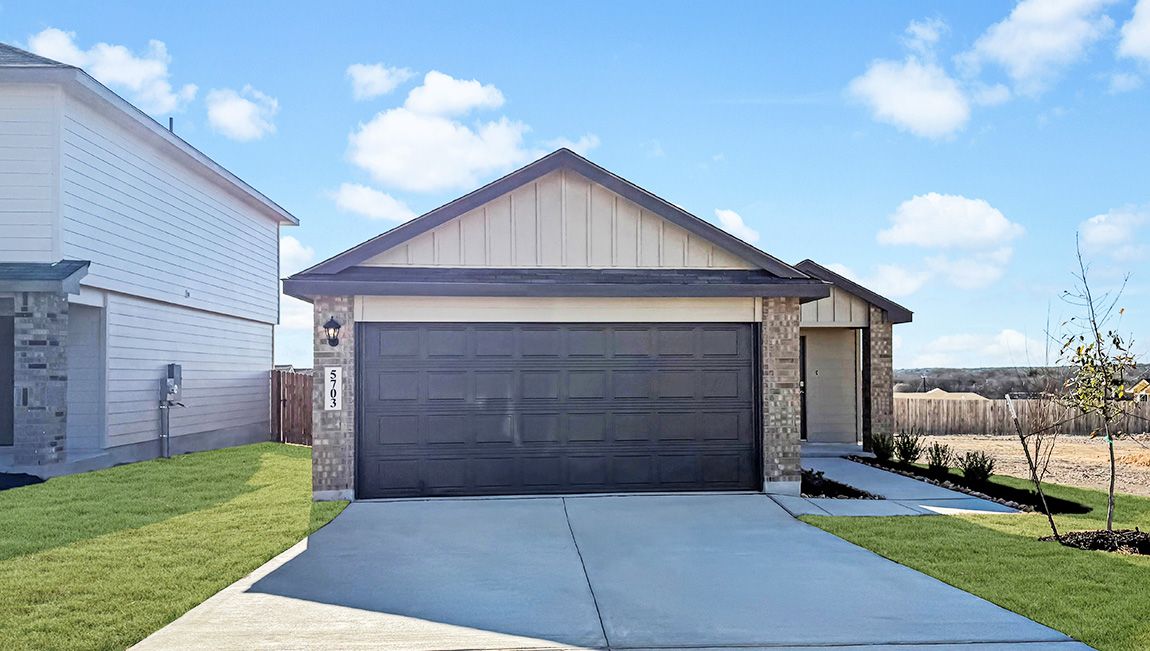 Exterior:Elevation Image 0.